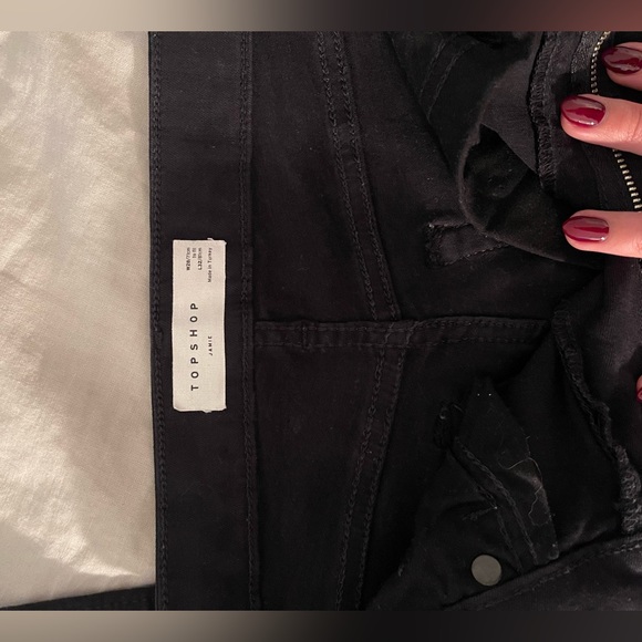 Black distressed top shop jeans! - Picture 5 of 7